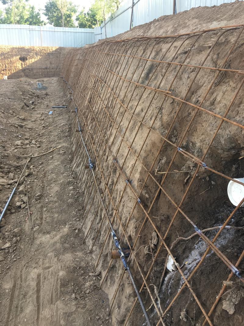 长治城区边坡加固